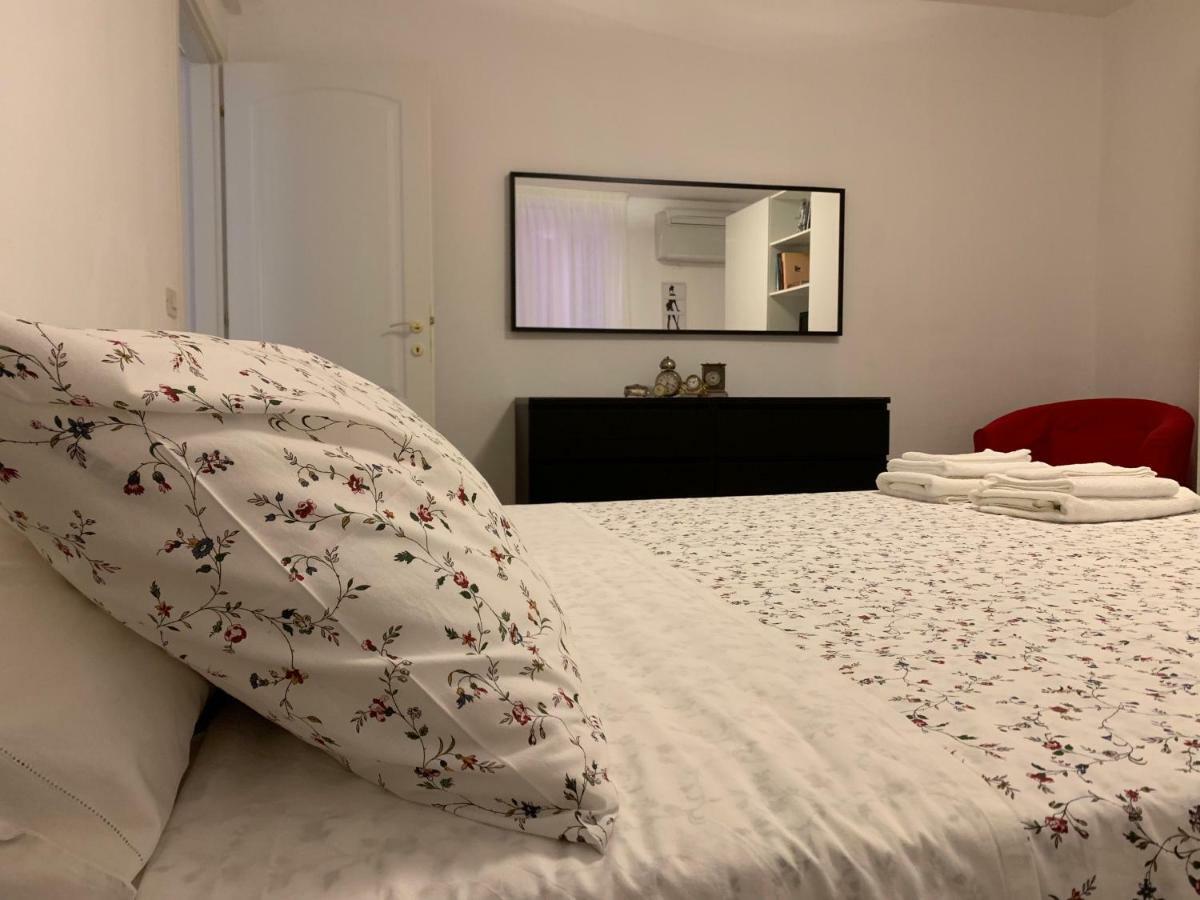 Apartamento Temporary House Vicolo Colombina Bolonha